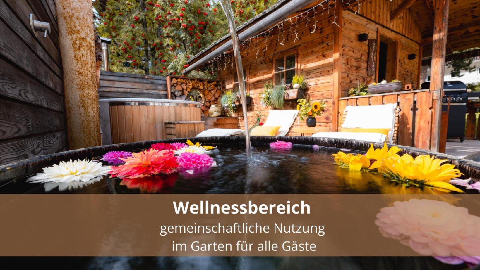 Chalet Waldhaeusl Luxurioese Ferienwohnungen Mit Sauna & Whirlpool, Kamin, Balkon Oder Terrasse Mit Bergblick Heiligenblut Bagian luar foto